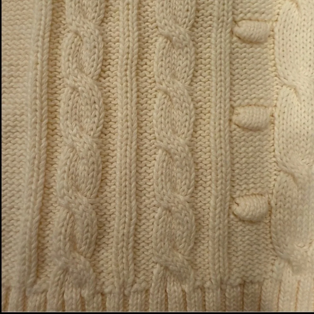Gap Kids Girls 100% Cotton Cable Sweater in Ivory Frost size S (6-7)